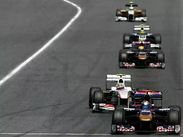 Titel-Bild zur News: Sebastien Buemi führt das Mittelfeld in Barcelona an