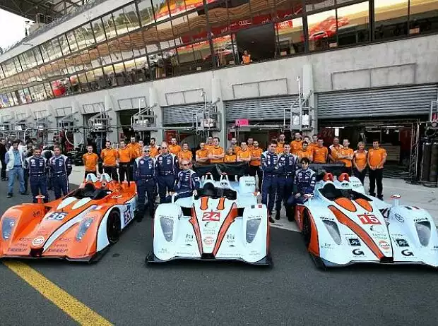 Titel-Bild zur News: Drei der vier OAK-Fahrzeuge in der Boxengasse von Le Mans