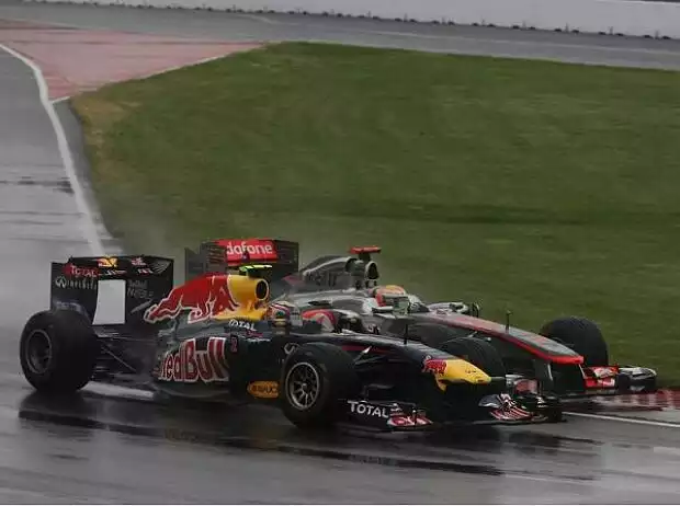 Titel-Bild zur News: Mark Webber, Lewis Hamilton