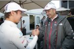 Kamui Kobayashi und Peter Sauber (Teamchef) 