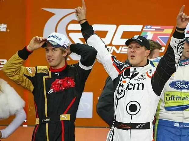 Titel-Bild zur News: Sebastian Vettel und Michael Schumacher