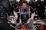 Tony Stewart (SHR) steigt in den McLaren