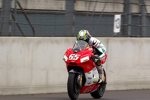 Max Neukirchner furh die MotoGP-Ducati von Loris Capirossi aus der Saison 2006