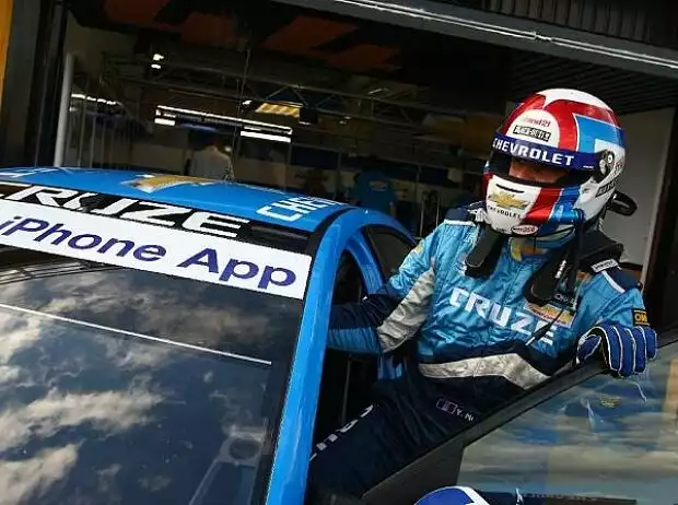 Yvan Muller Titel-Bild zur News: Yvan Muller