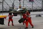 Der KV/Lotus von Tony Kanaan nach dem Abflug