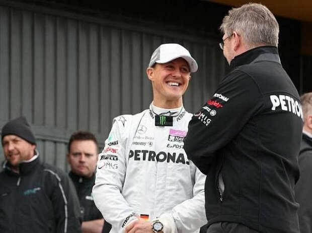 Titel-Bild zur News: Ross Brawn (Teamchef), Michael Schumacher, Nico Rosberg
