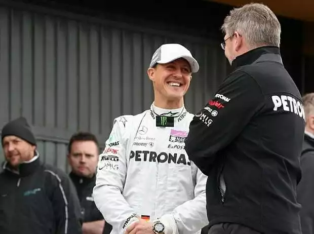 Ross Brawn (Teamchef), Michael Schumacher, Nico Rosberg Titel-Bild zur News: Ross Brawn (Teamchef), Michael Schumacher, Nico Rosberg