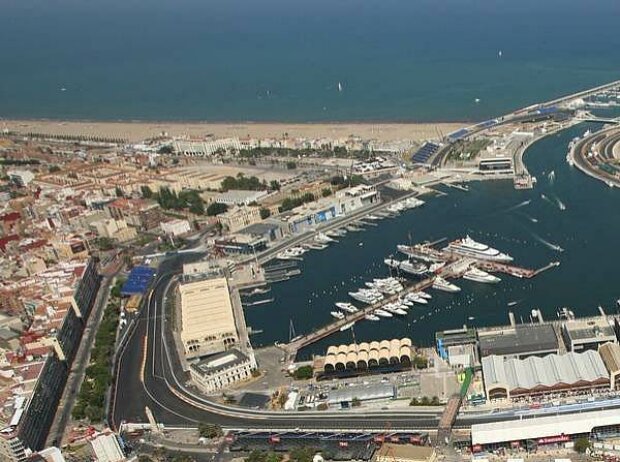 Titel-Bild zur News: Hafen von Valencia