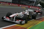 Sergio Perez (Sauber) vor Fernando Alonso (Ferrari)