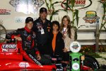 Familie Andretti in der Victory Lane