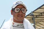 Adrian Sutil (Force India) mit besonderer Brille