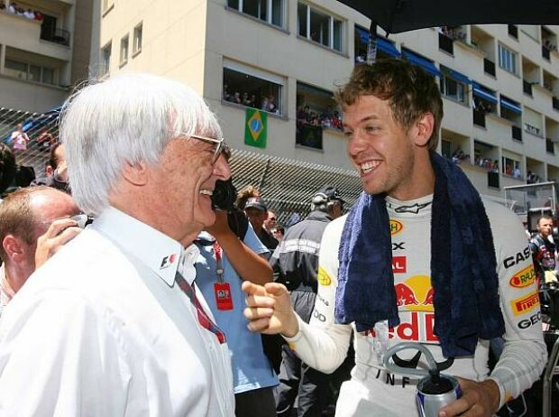 Titel-Bild zur News: Bernie Ecclestone und Sebastian Vettel