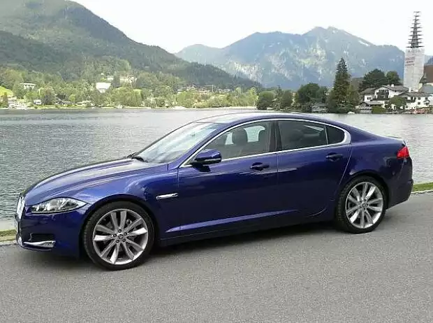 Jaguar XF 2.2 D Titel-Bild zur News: Jaguar XF 2.2 D