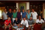Im Golfklub von Porto: WM-Promoter Marcello Lotti mit Tiago Monteiro, Robert Huff, Gabriele Tarquini und Volvo-Vertreter Alexander Murdzevski Schedvin sowie einigen Golfspielern