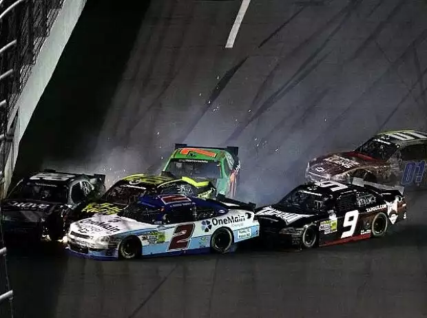 Elliott Sadler Titel-Bild zur News: Elliott Sadler