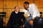 Frank Williams (Teamchef) und Pastor Maldonado (Williams) 