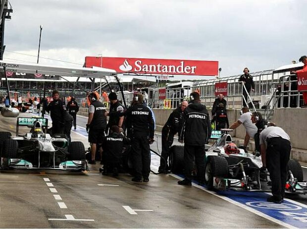 Nico Rosberg, Michael Schumacher Nico Rosberg, Michael Schumacher