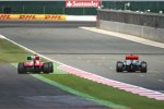 Felipe Massa (Ferrari) und Lewis Hamilton (McLaren) in der letzten Runde