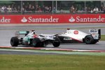 Michael Schumacher (Mercedes) und Kamui Kobayashi (Sauber) kollidieren