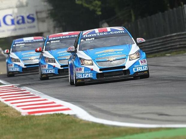 Yvan Muller, Alain Menu, Robert Huff Yvan Muller, Alain Menu, Robert Huff