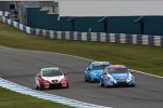 Alain Menu (Chevrolet), Gabriele Tarquini (Lukoil-Sunred) und Robert Dahlgren (Polestar) 