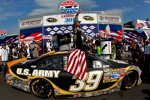Ryan Newman (SHR) feiert in der Victory Lane