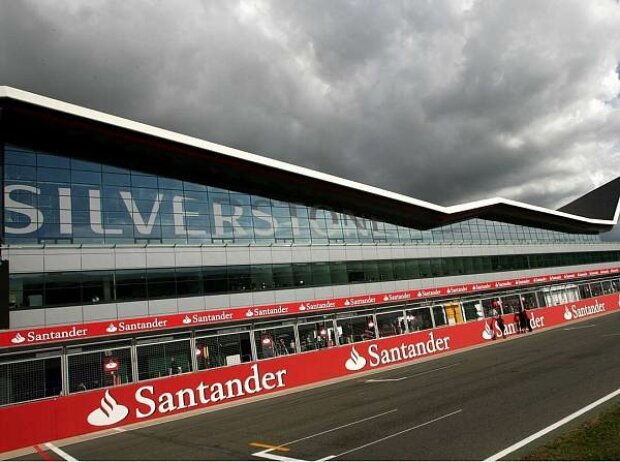 Eröffnung des "Silverstone-Wing" Eröffnung des "Silverstone-Wing"