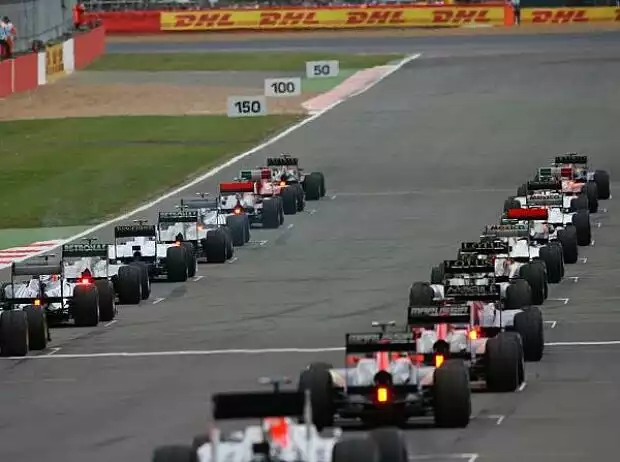 Start in Silverstone 2011 Titel-Bild zur News: Start in Silverstone 2011