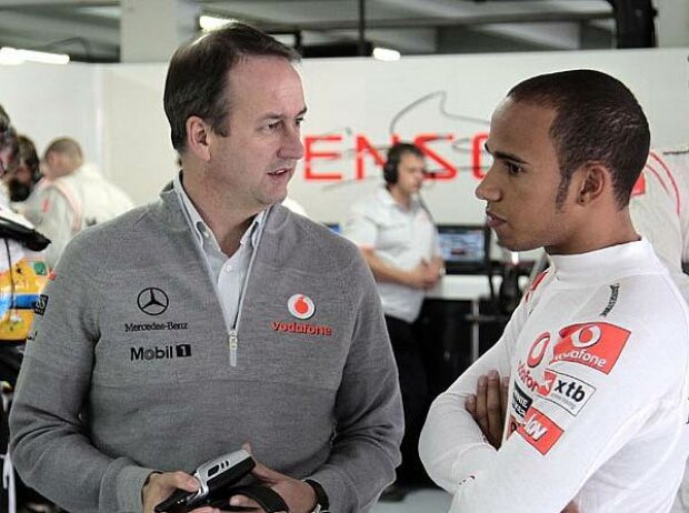 Jonathan Neale und Lewis Hamilton