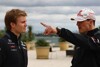 Bild zum Inhalt: Rosberg und das finnische Trink-Standvermögen
