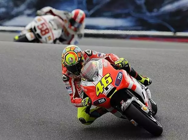 Titel-Bild zur News: Marco Simoncelli; Valentino Rossi