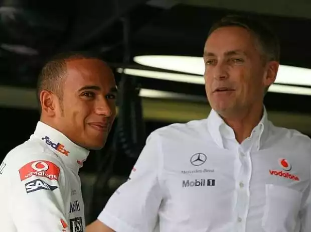 Titel-Bild zur News: Martin Whitmarsh (Teamchef), Lewis Hamilton