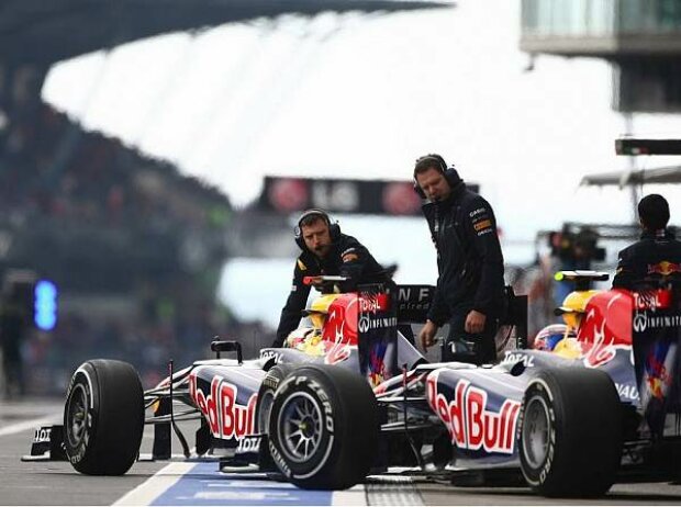 Mark Webber, Sebastian Vettel Mark Webber, Sebastian Vettel
