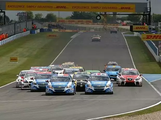 Yvan Muller Titel-Bild zur News: Yvan Muller