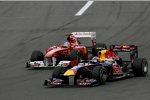 Mark Webber (Red Bull) und Fernando Alonso (Ferrari) 