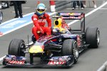 Fernando Alonso (Ferrari) als Fahrgast bei Mark Webber (Red Bull) 