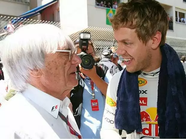 Titel-Bild zur News: Bernie Ecclestone und Sebastian Vettel