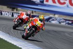 Valentino Rossi und Nicky Hayden (Ducati) 