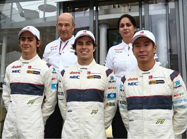 Sergio Hernandez, Esteban Gutierrez, Sergio Perez, Kamui Kobayashi, Peter Sauber (Teamchef)