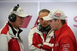 Wolfgang Ullrich (Audi Sportchef) und Marc Basseng 