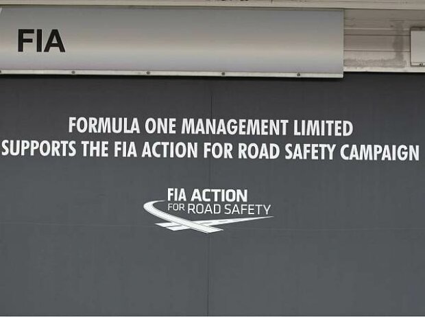 Titel-Bild zur News: Logo der FIA-Kampagne für Sicherheit im Straßenverkehr