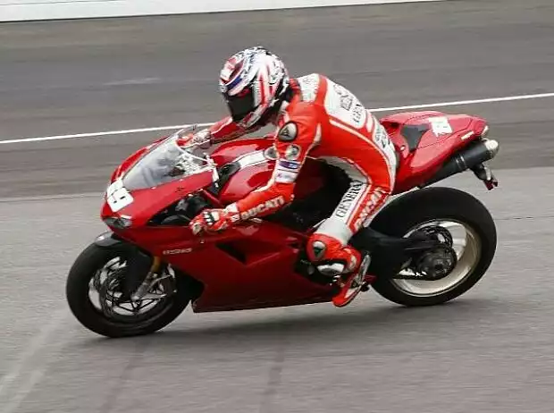 Nicky Hayden Titel-Bild zur News: Nicky Hayden