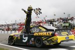 Marcos Ambrose (RPM) feiert