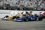 Ryan Hunter-Reay (Andretti), Oriol Servia (Newman/Haas) 