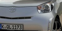 Toyota iQ mit LED-Tagfahrleuchten