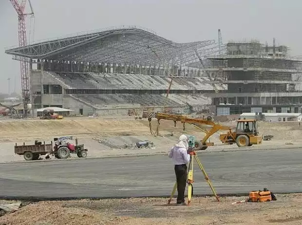 Streckenbau in Noida (Indien) Titel-Bild zur News: Streckenbau in Noida (Indien)