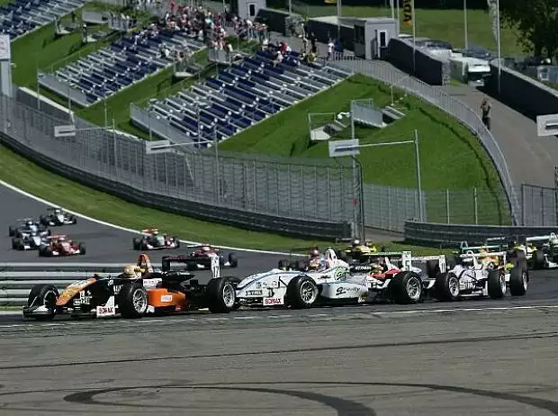 Formel-3-Cup Titel-Bild zur News: Formel-3-Cup