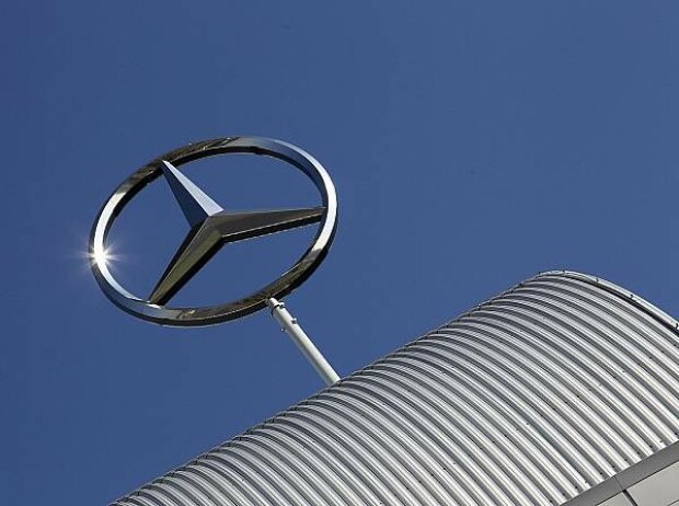 Titel-Bild zur News: Mercedes-Benz Stern