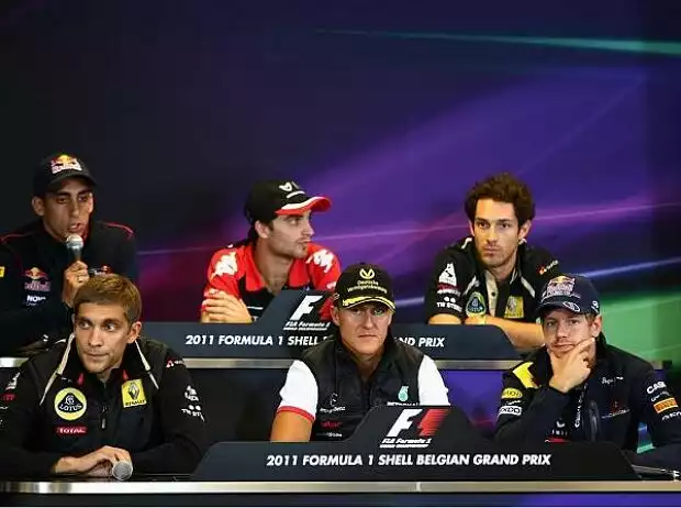 Sebastien Buemi, Jerome D'Ambrosio, Bruno Senna, Witali Petrow, Michael Schumacher, Sebastian Vettel Titel-Bild zur News: Sebastien Buemi, Jerome D'Ambrosio, Bruno Senna, Witali Petrow, Michael Schumacher, Sebastian Vettel
