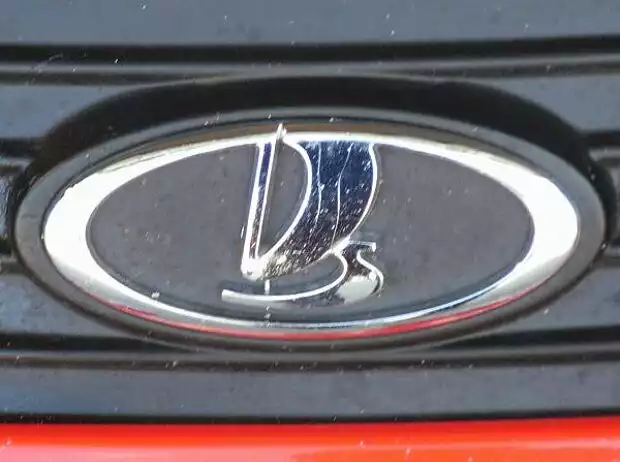 Lada-Logo Titel-Bild zur News: Lada-Logo